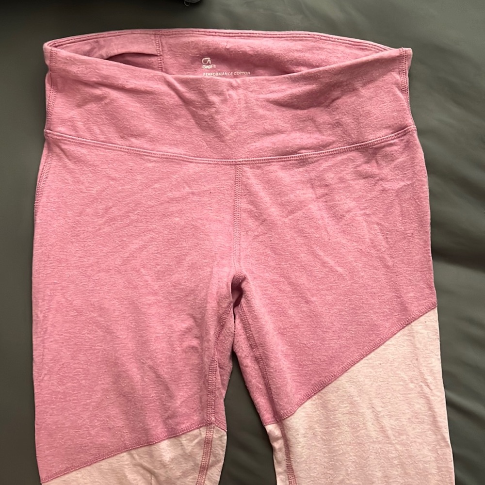Size medium , so cute just too big